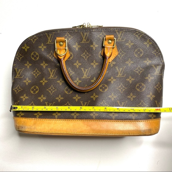 Louis Vuitton Alma satchel - Picture 14 of 15
